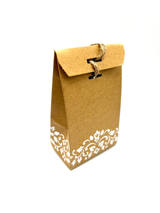 Kraft  Favor boxes (pack of 5) with string and labels